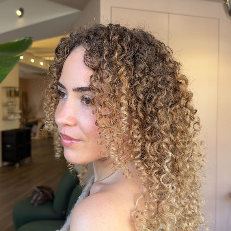 Cheveux frisés