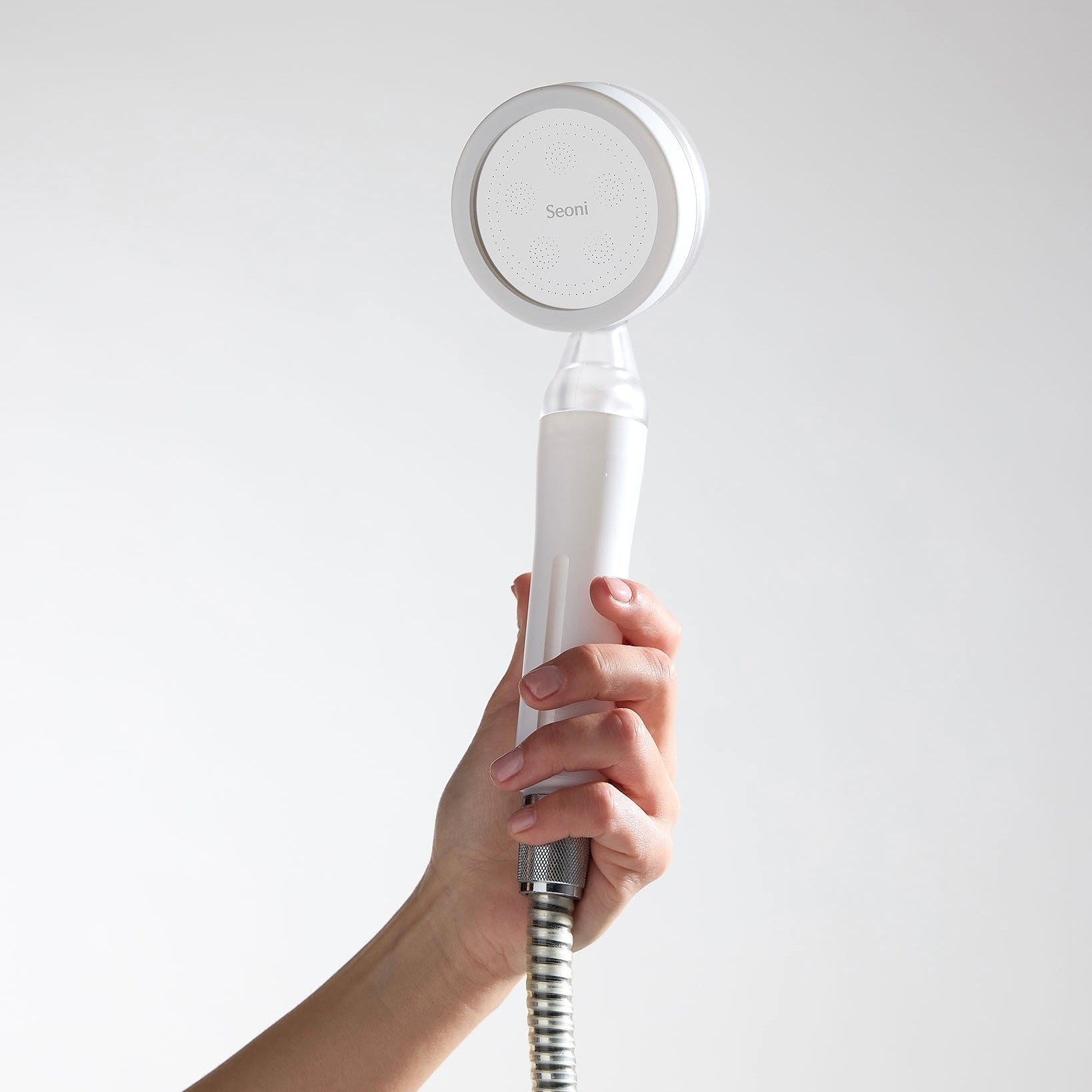 seoni-pommeau-douche-cheveux-doux